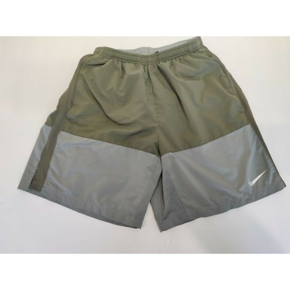 Nike Runing green shorts‎ Whomen size M - Picture 1 of 8